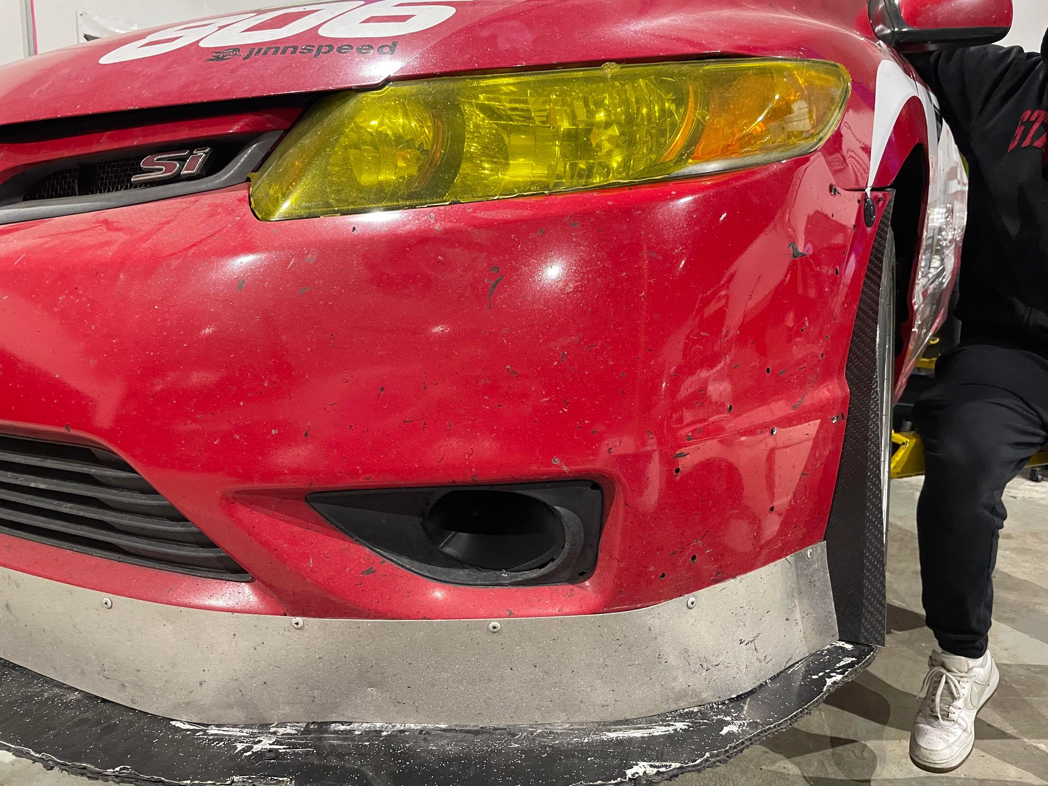 3D scan render of the bumper duct with mounting bracket in place