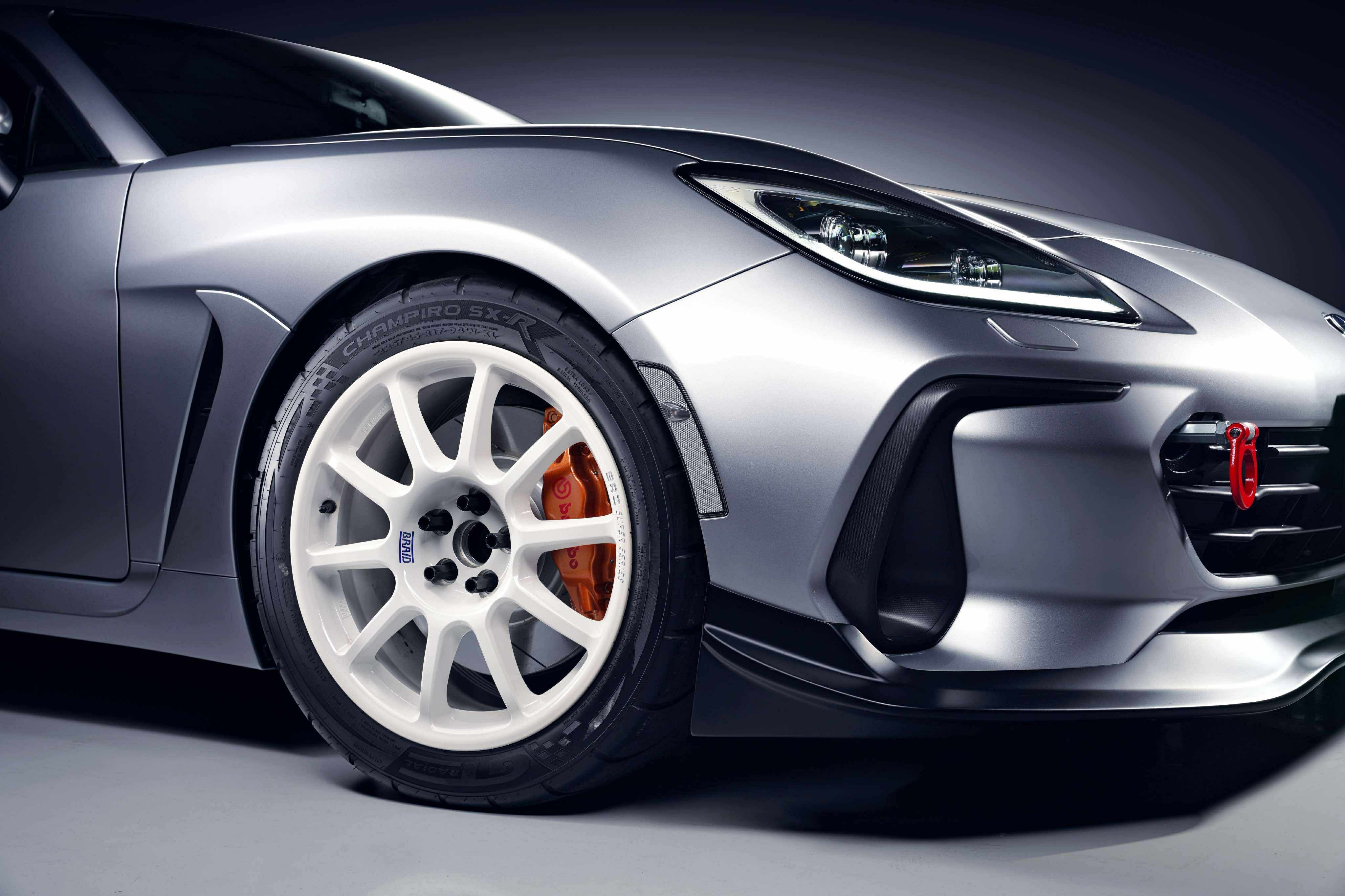 Close front corner view of the Epsilon+ front lip on a silver Subaru BRZ ZN8