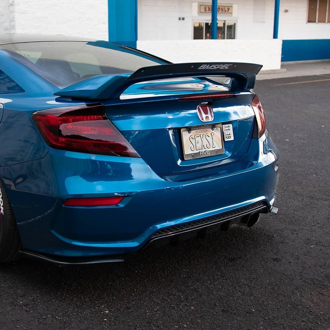 Rear view of a blue Civic Si Coupe FG4 Kouki with spoiler extension