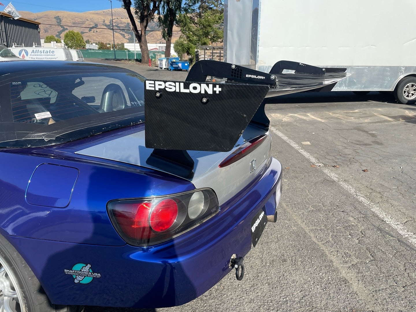 Close-up of the Epsilon+ GT wing endplate on a blue S2000 trunk